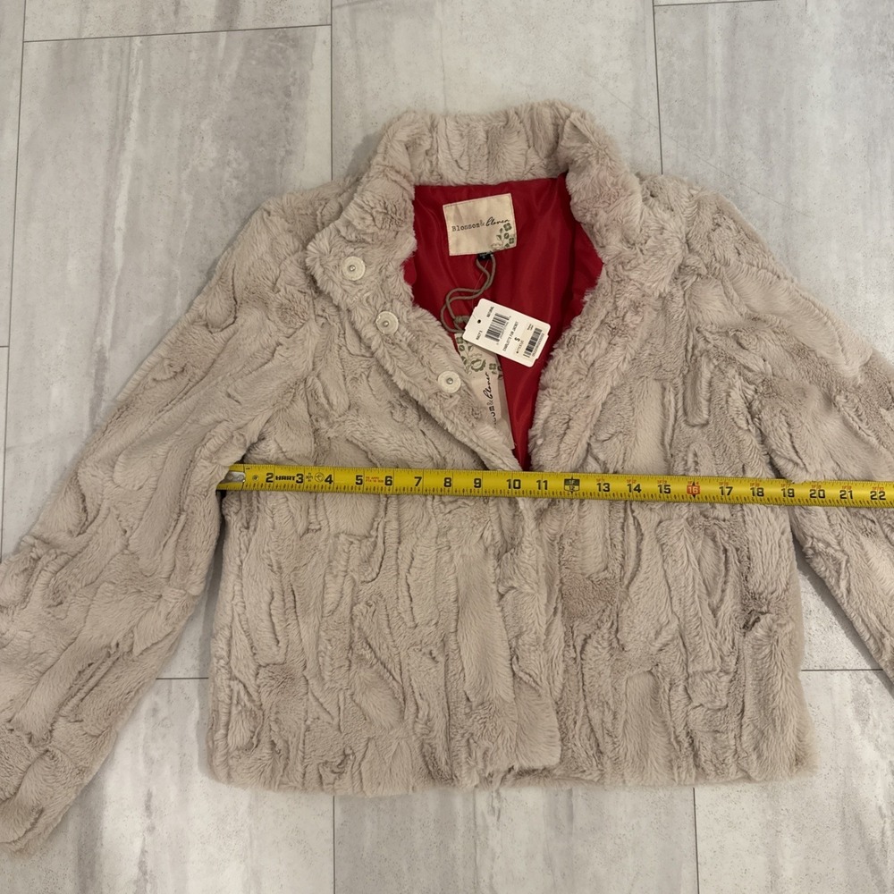 Women's  Faux Fur Jacket by Blossom & Clover snap front Red Lining NWT Size S - Picture 10 of 10